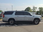 2024 Yukon XL Thumbnail 4