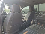 2024 Yukon XL Thumbnail 12