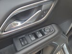 2024 Yukon XL Thumbnail 26