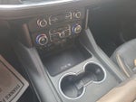 2024 Yukon XL Thumbnail 35