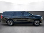 2022 Yukon XL Thumbnail 7