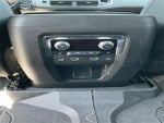 2022 Yukon XL Thumbnail 29