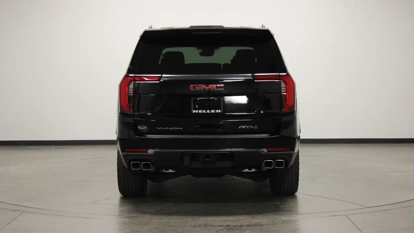 2025 GMC Yukon XL AT4