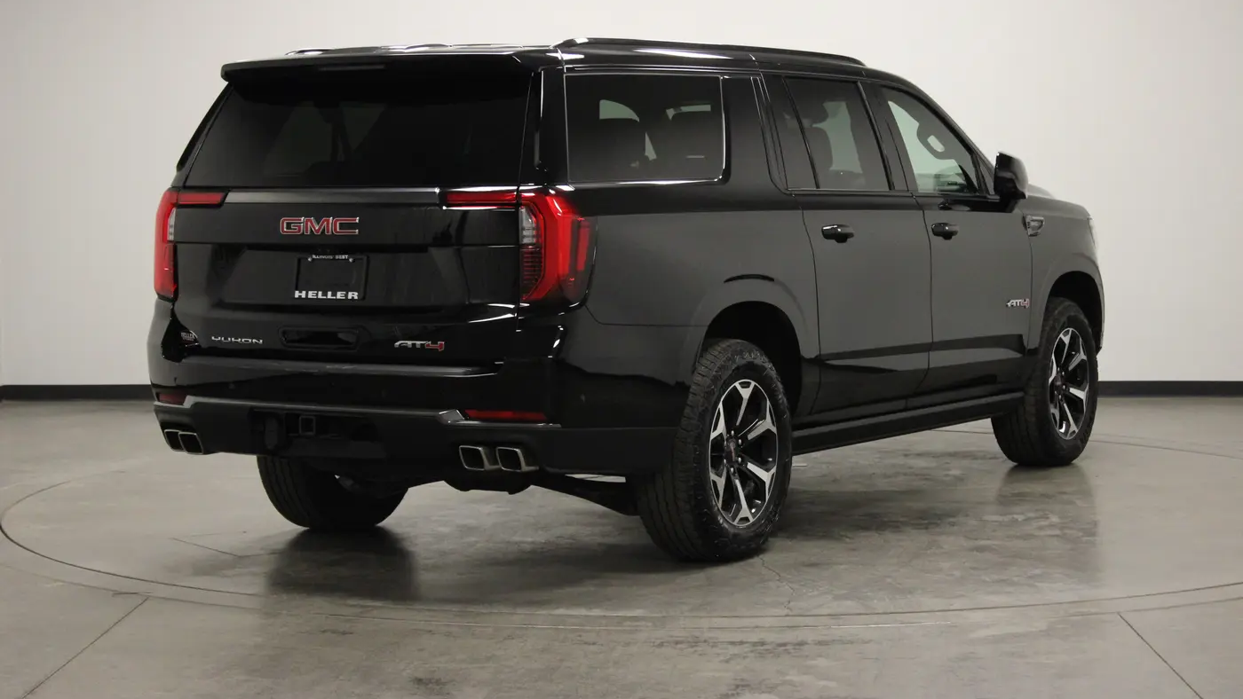 2025 GMC Yukon XL AT4