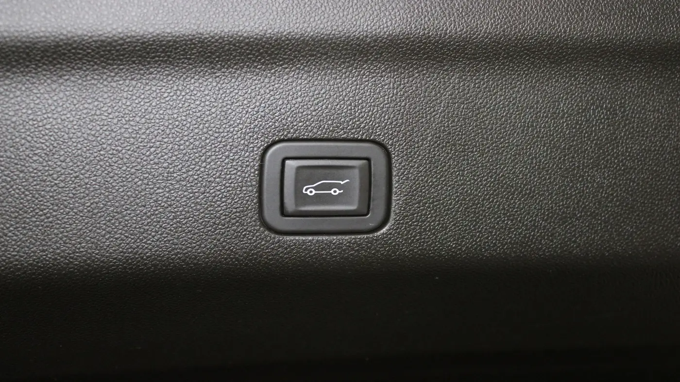 2025 GMC Yukon XL AT4