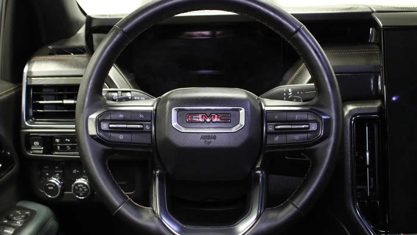 2025 GMC Yukon XL AT4