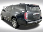 2015 Yukon XL Thumbnail 12