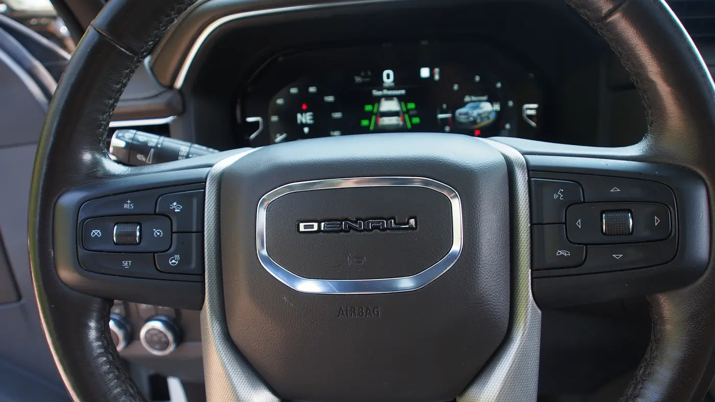 2022 GMC Yukon XL Denali