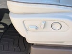 2023 Yukon XL Thumbnail 24