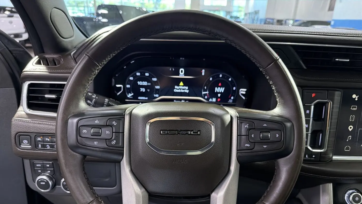 2023 GMC Yukon XL Denali