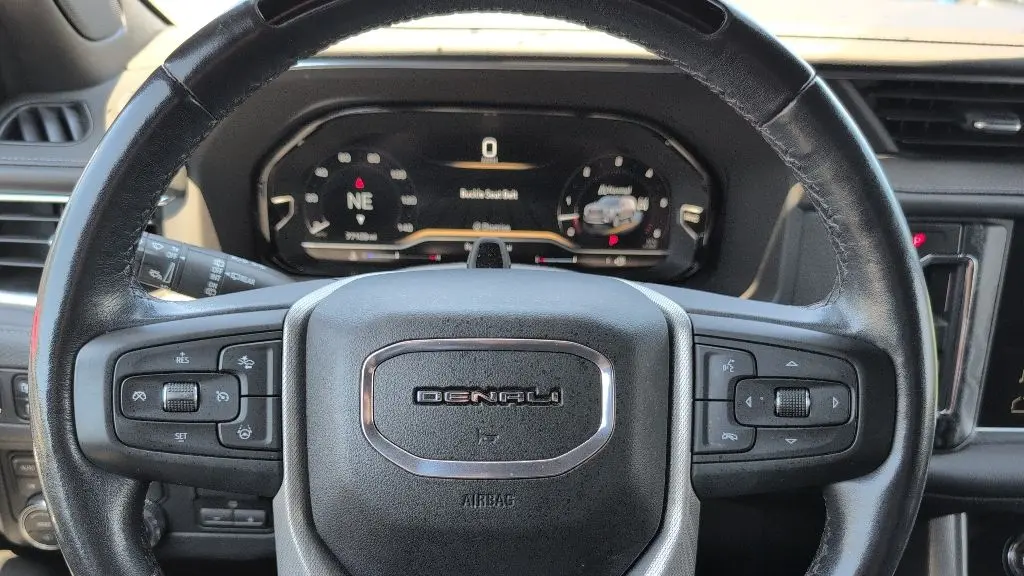 2023 GMC Yukon XL Denali