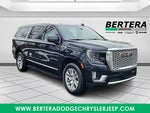 2024 Yukon XL Thumbnail 31