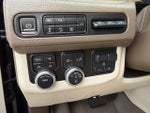 2022 Yukon XL Thumbnail 17