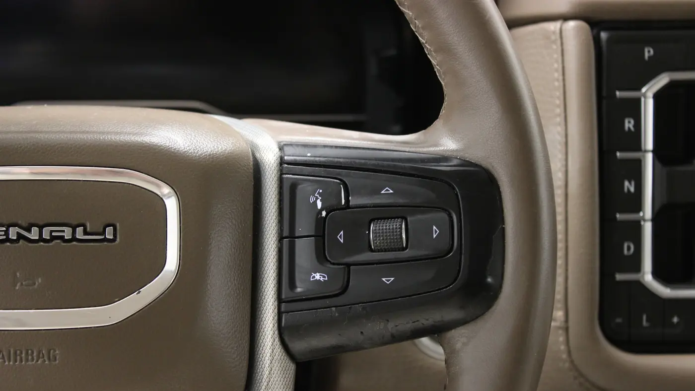 2023 GMC Yukon XL Denali