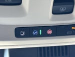 2023 Yukon XL Thumbnail 24