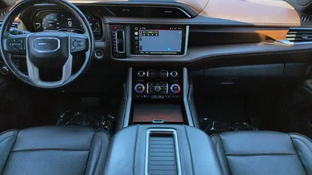 2022 GMC Yukon XL Denali