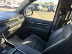 2023 Yukon XL Thumbnail 26
