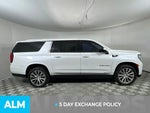 2021 Yukon XL Thumbnail 4