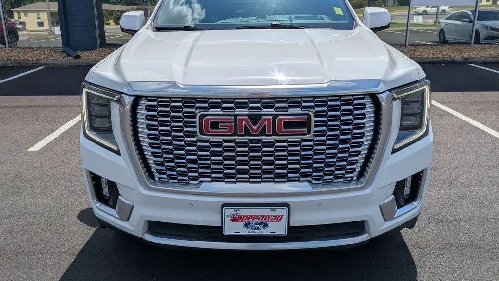 2022 GMC Yukon XL Denali