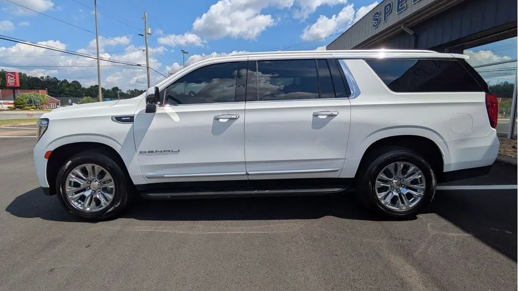 2022 GMC Yukon XL Denali
