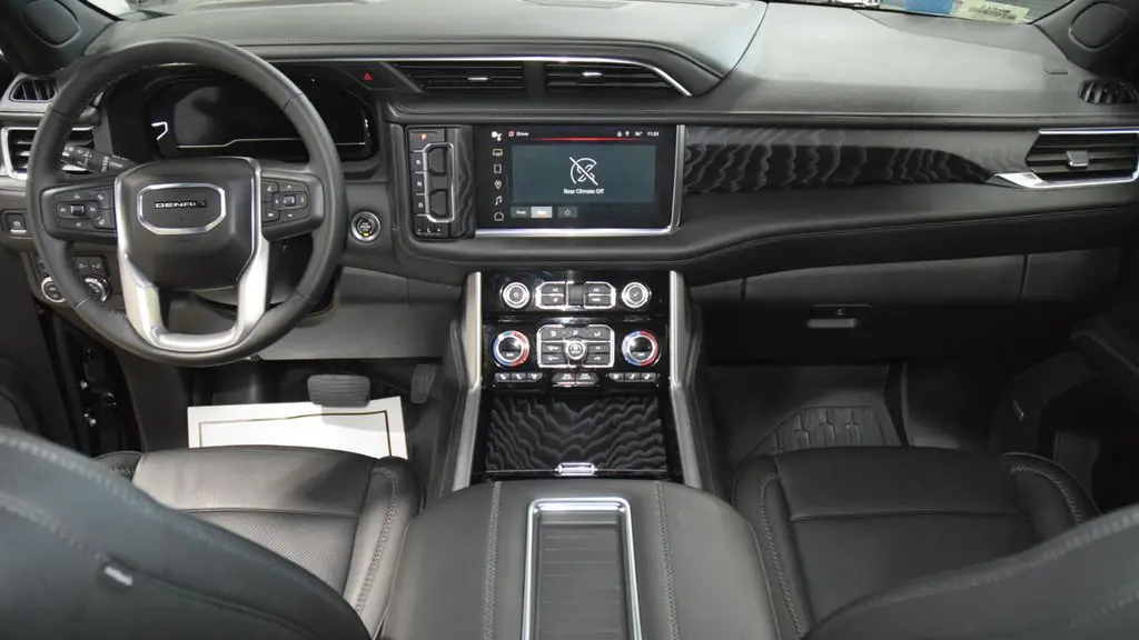 2024 GMC Yukon XL Denali