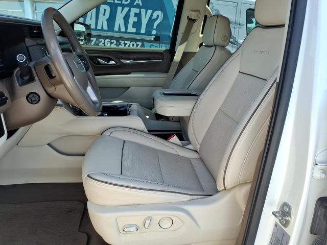 2022 GMC Yukon - $45,500