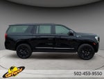 2023 Yukon XL Thumbnail 10