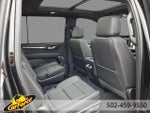 2023 Yukon XL Thumbnail 11