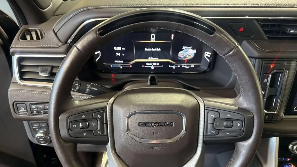 2023 GMC Yukon XL Denali