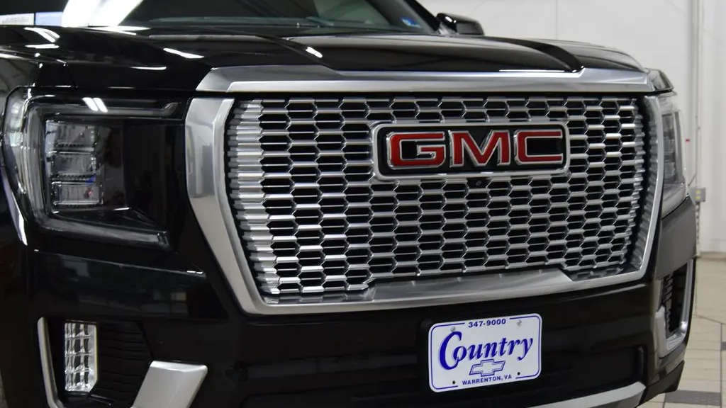 2024 GMC Yukon XL Denali