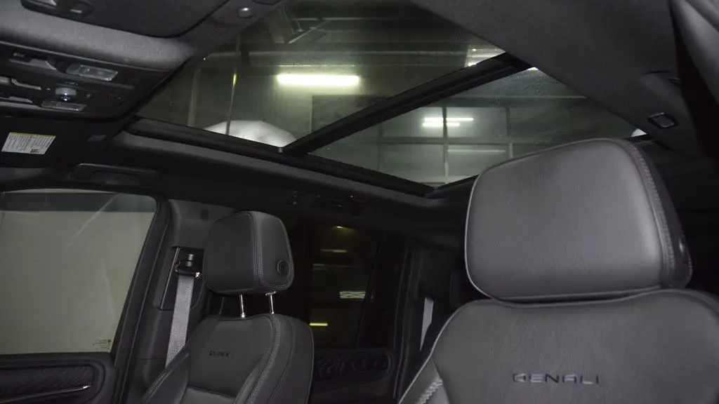 2024 GMC Yukon XL Denali