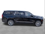 2024 Yukon XL Thumbnail 3