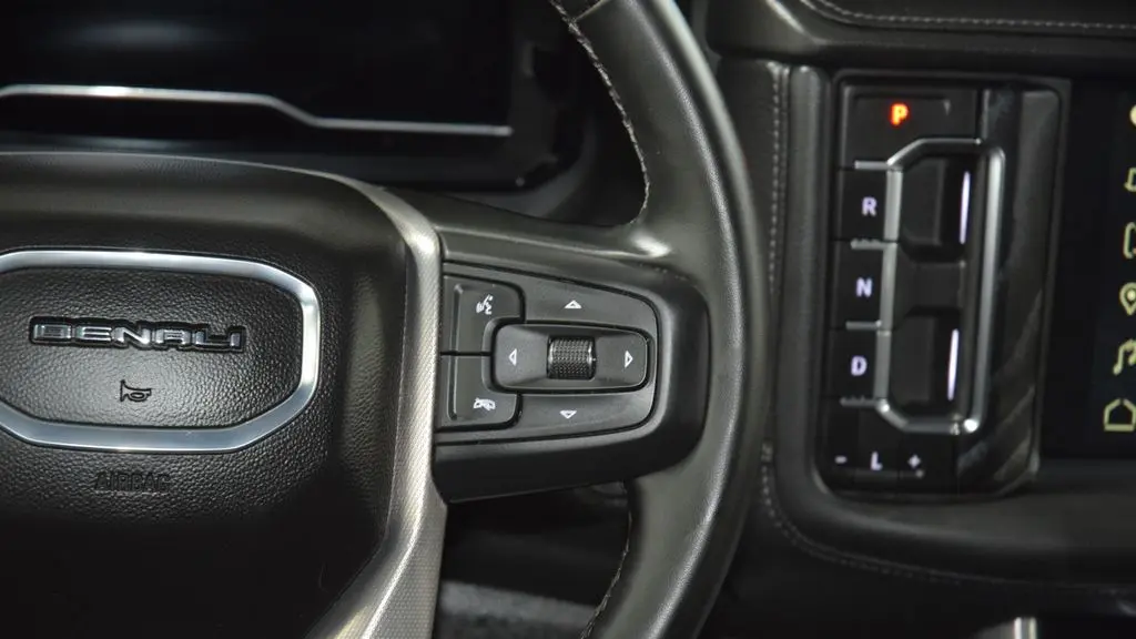 2024 GMC Yukon XL Denali