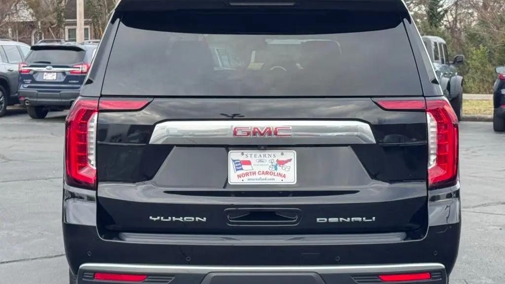 2023 GMC Yukon XL Denali