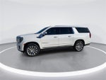 2023 Yukon XL Thumbnail 3