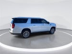 2023 Yukon XL Thumbnail 7