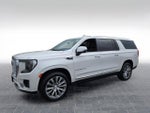 2021 Yukon XL Thumbnail 3