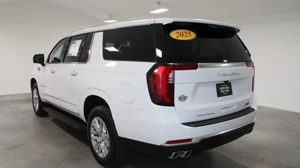 2025 GMC Yukon XL Denali