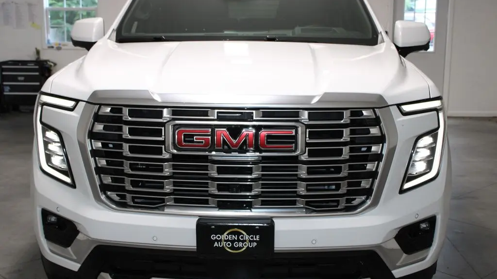 2025 GMC Yukon XL Denali