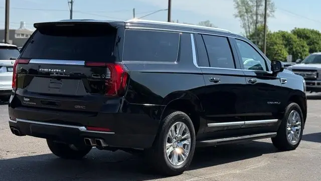 2025 GMC Yukon XL Denali