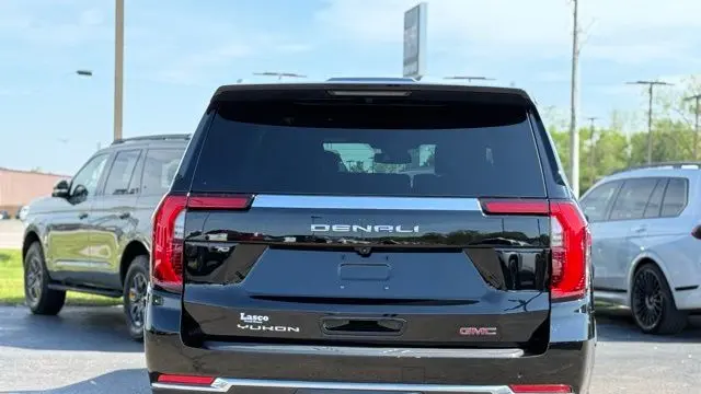 2025 GMC Yukon XL Denali
