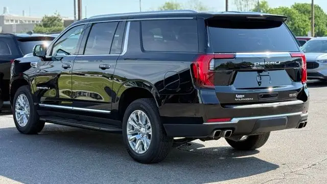 2025 GMC Yukon XL Denali