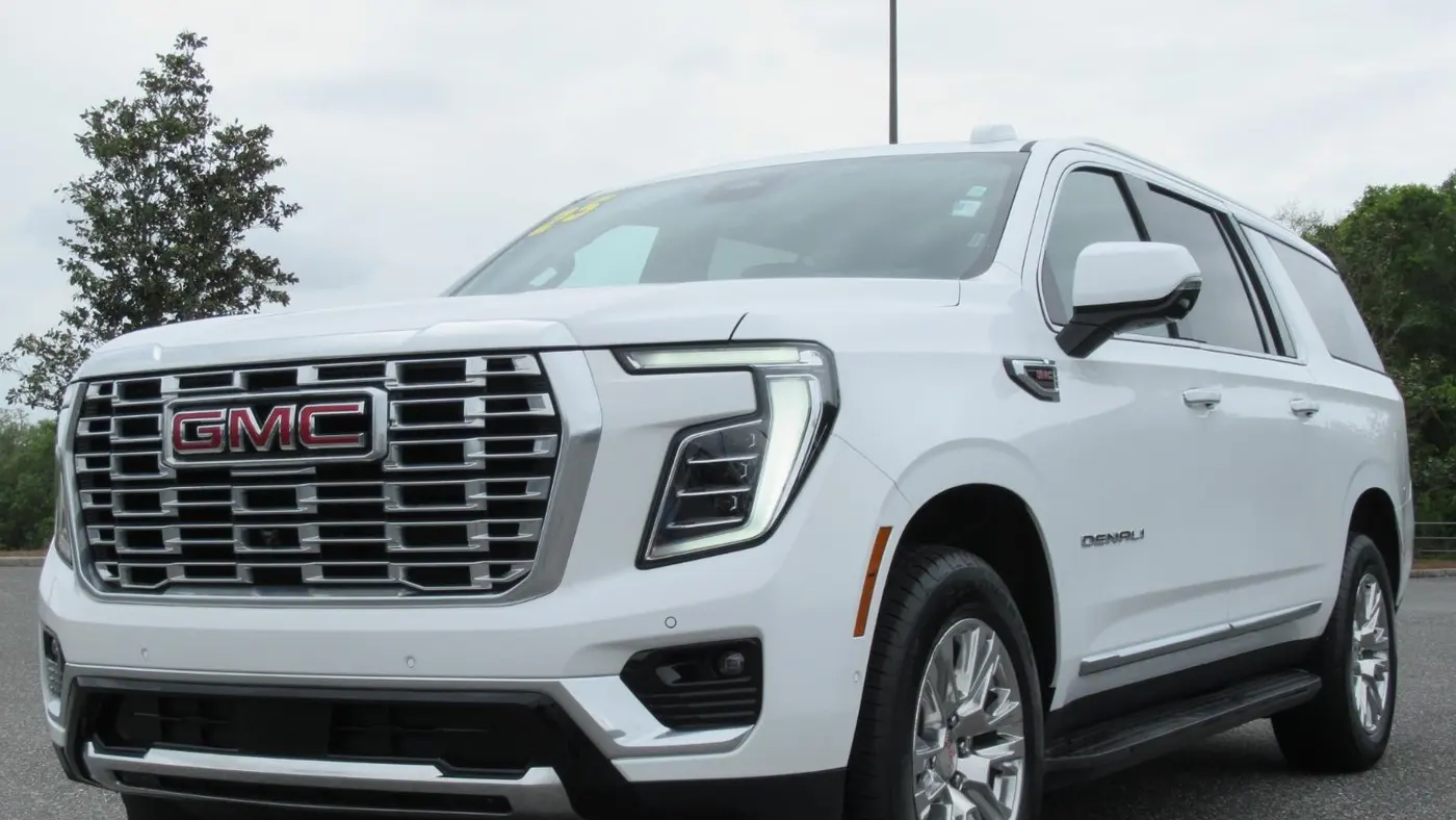 2025 GMC Yukon XL Denali