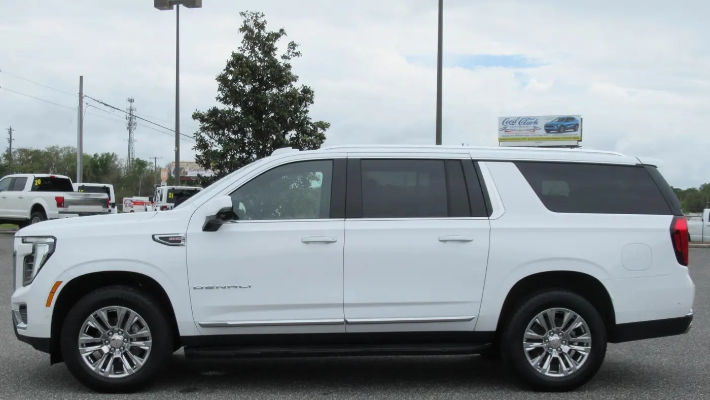 2025 GMC Yukon XL Denali