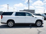2025 Yukon XL Thumbnail 11