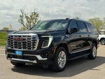 2025 Yukon XL Thumbnail 4