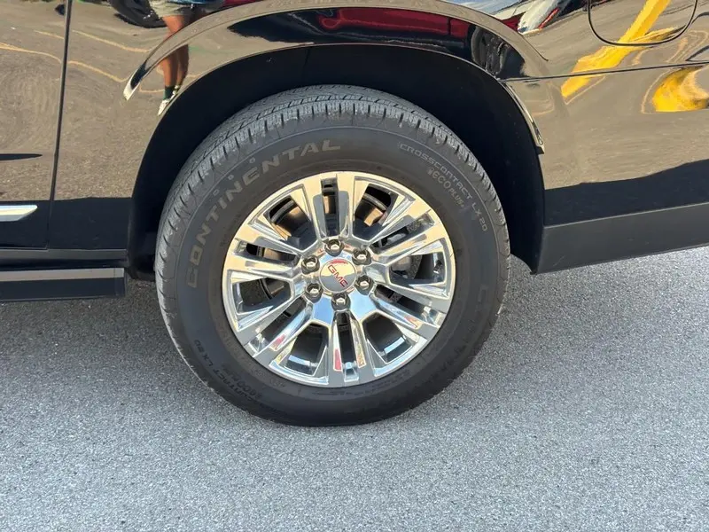 2025 GMC Yukon - $69,999