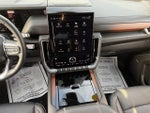 2025 Yukon XL Thumbnail 11