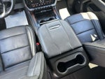 2025 Yukon XL Thumbnail 24