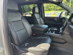 2025 Yukon XL Thumbnail 28